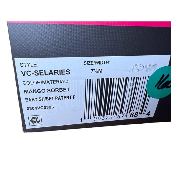 NWT Vince Camuto Square Toe Heels Size 7.5 Modern Chic - Picture 4 of 4